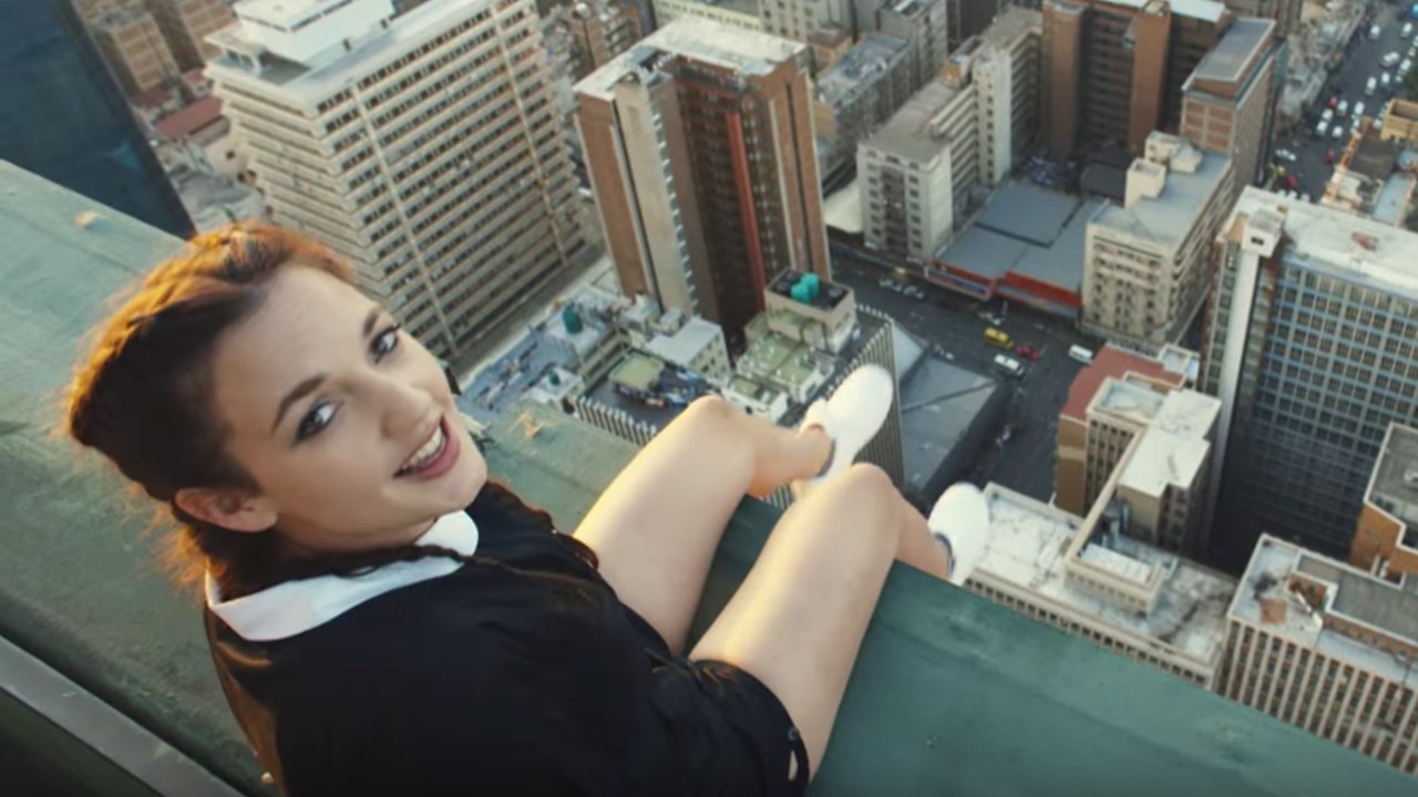 La chanteuse toulousaine Jain sur le toit du monde avec le titre « Makeba » pourtant sorti en 2015.