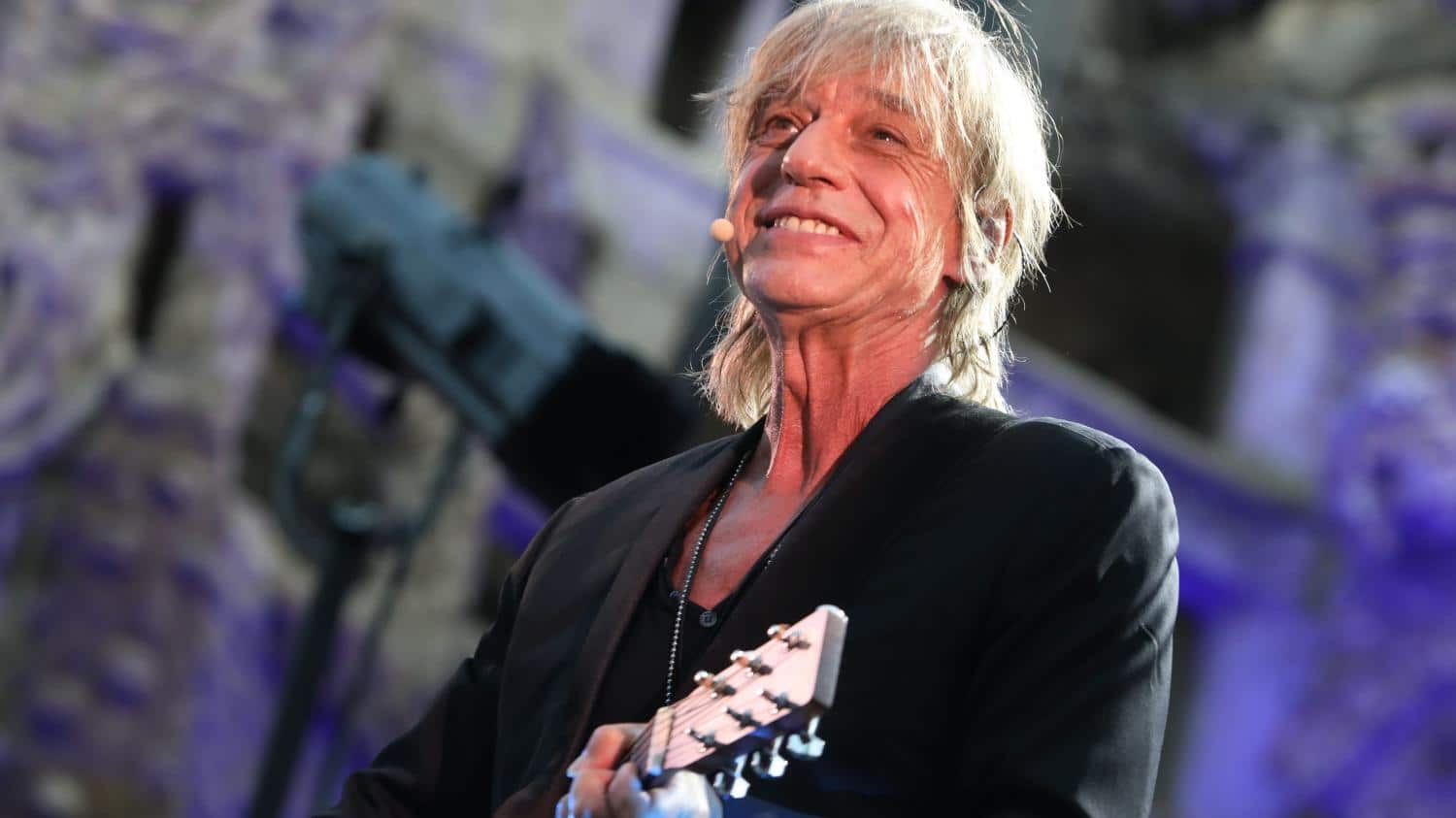 Bon anniversaire à Jean-Louis Aubert qui fête ses 66 ans le 12 avril