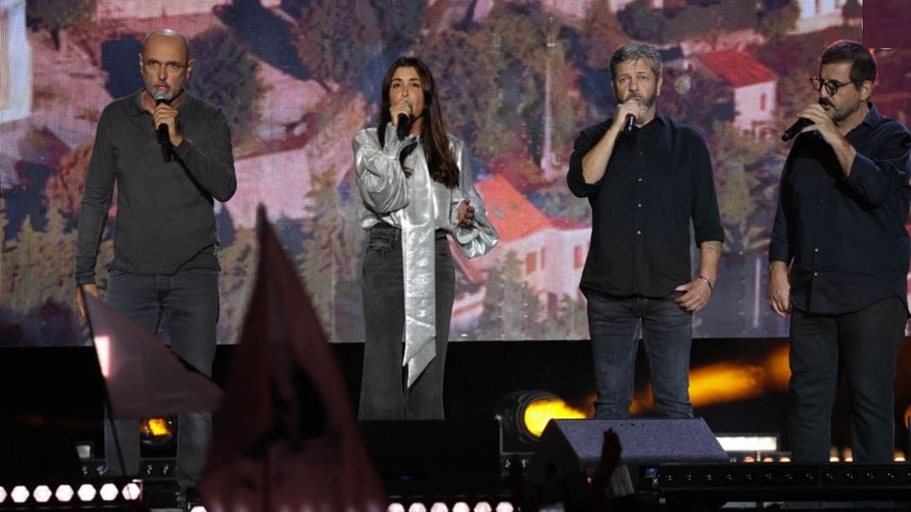 Embarquement Immédiat en Corse: Jenifer et Laurent Bruschini chantent « Ricordu »