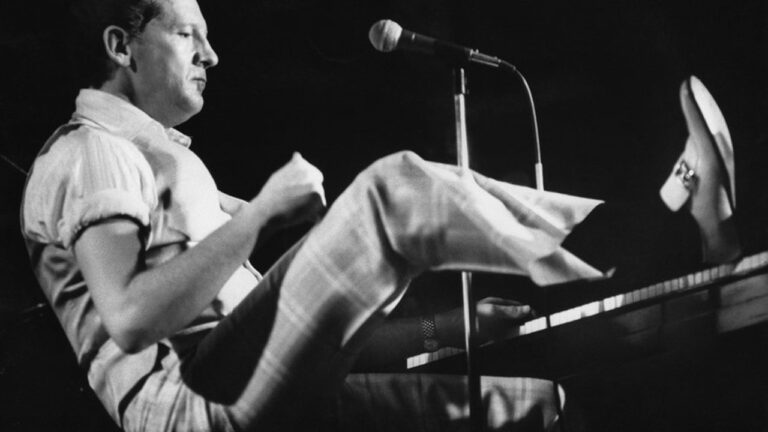 Live 1994 : Jerry Lee Lewis "Whole Lotta Shakin Going On" - jerry lee lawis