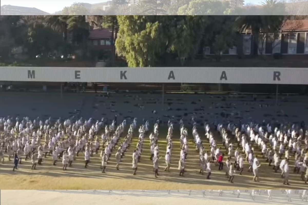 Défi Jerusalema: Un collège de Johannesburg bat le record.