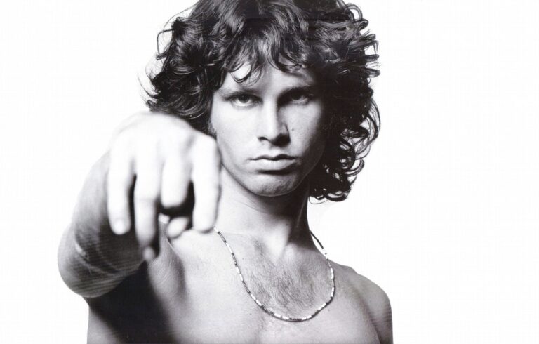 Il y a 50 ans, le 3 juillet 1971, Jim Morrison (The Doors) mourait à Paris. - jim morrison screenshot dr