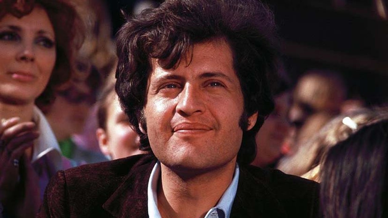 Une pensée pour Joe Dassin né un 5 novembre. « A toi »