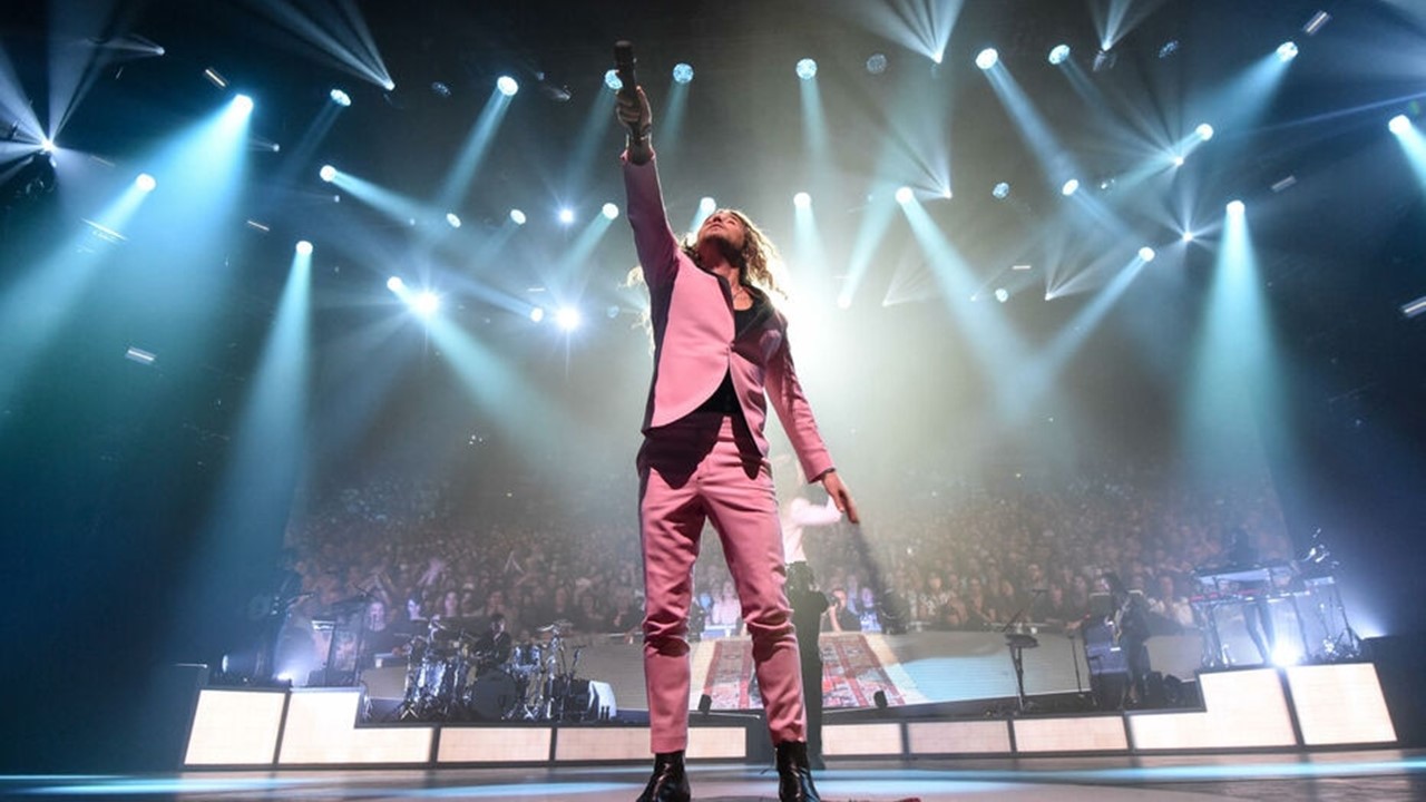 Julien Doré vient nous présenter la dernière partie de sa tournée. Toutes les dates et toutes les villes…