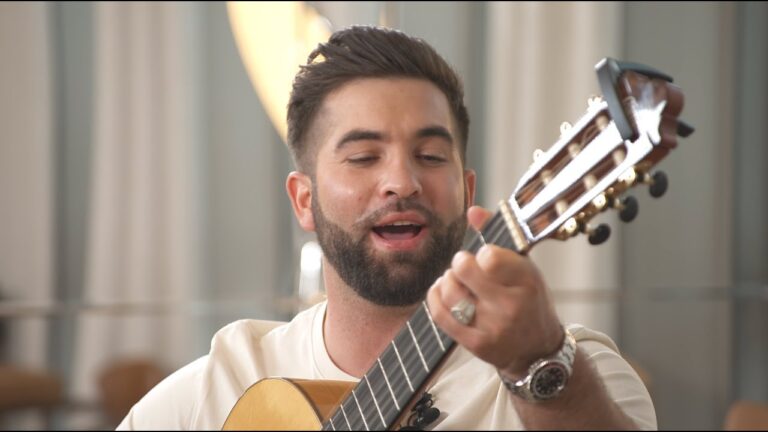Kendji Girac chante "Habibi" en version privée Live. - kendji girac 3