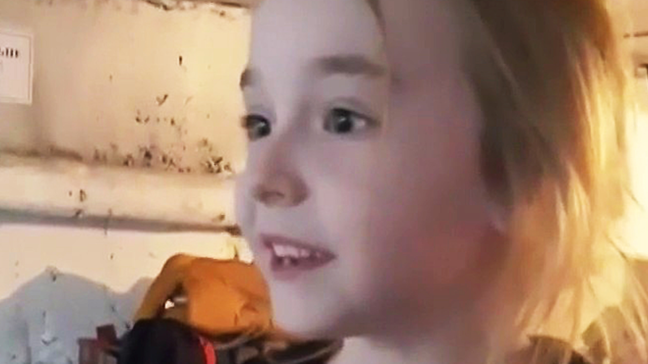 Une jeune ukrainienne chante « Let It Go » dans un abri anti-bombes de Kiev. La vidéo fait le tour du monde.