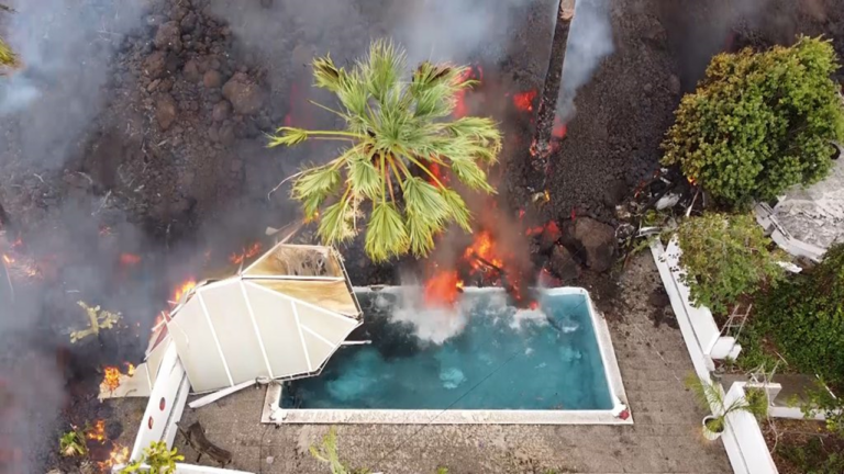Volcan La Palma : La lave dévoreuse Impressionnant ! - la lave