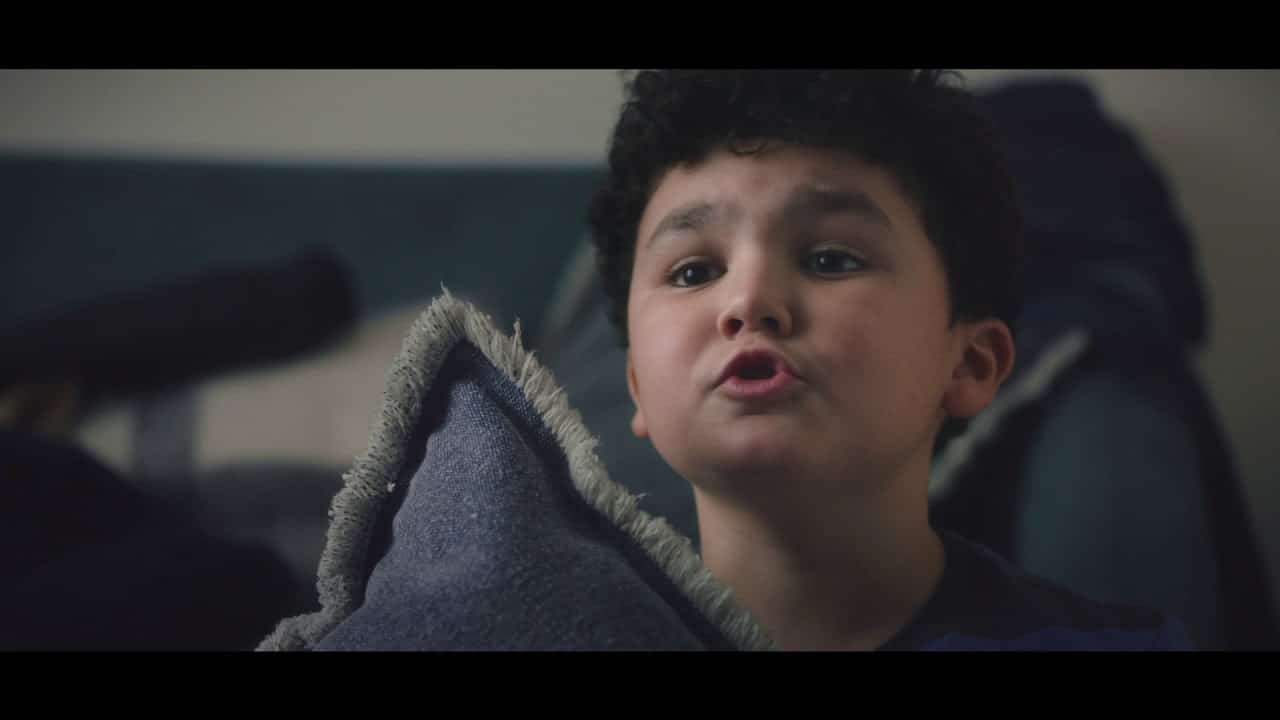 Musique Pub La Redoute « Histoire vraie » Chien Noir