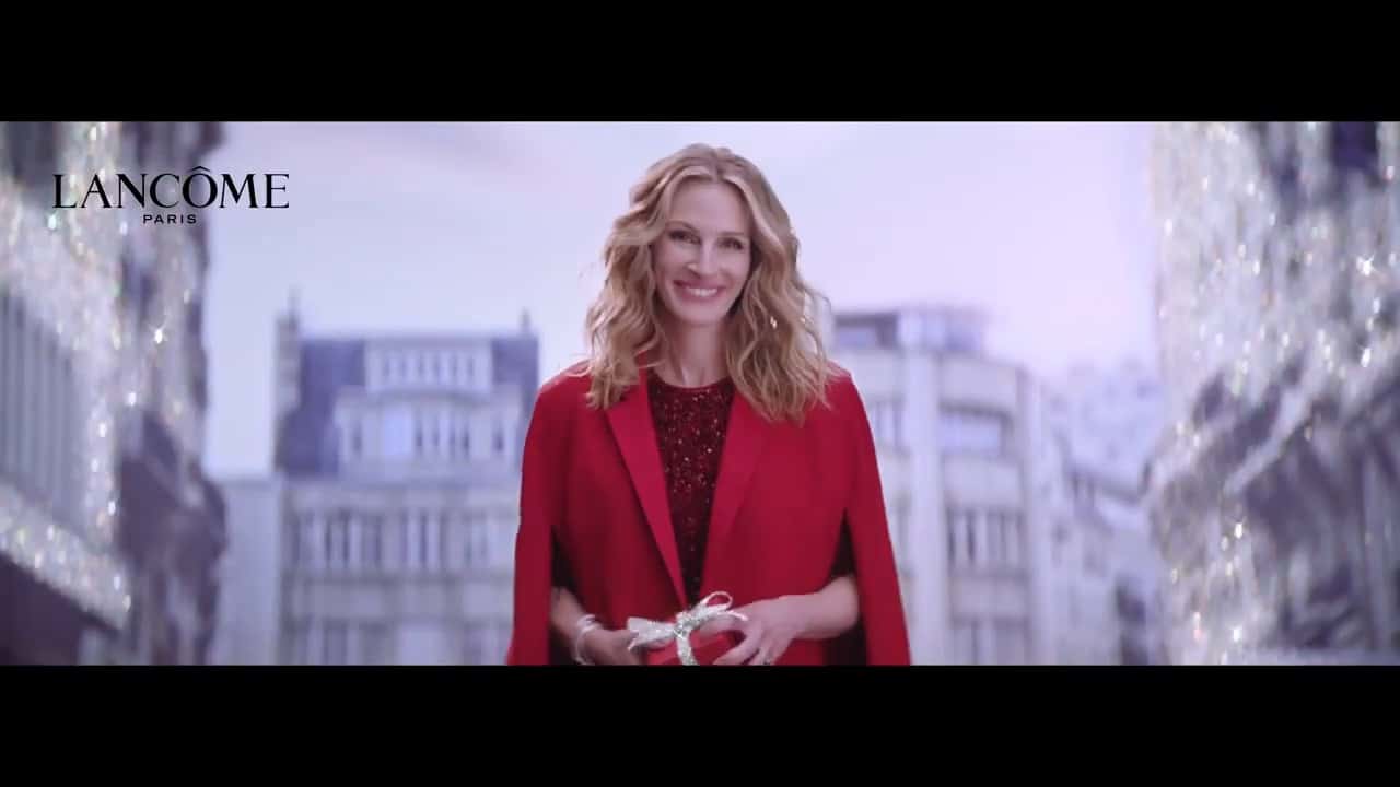 Pub « Lancôme » – Julia Roberts à Paris en musique