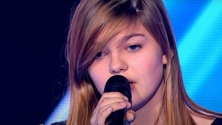 Il y a dix ans les téléspectateurs découvraient Louane (16 ans) dans "The Voice 2" - louane 1 7