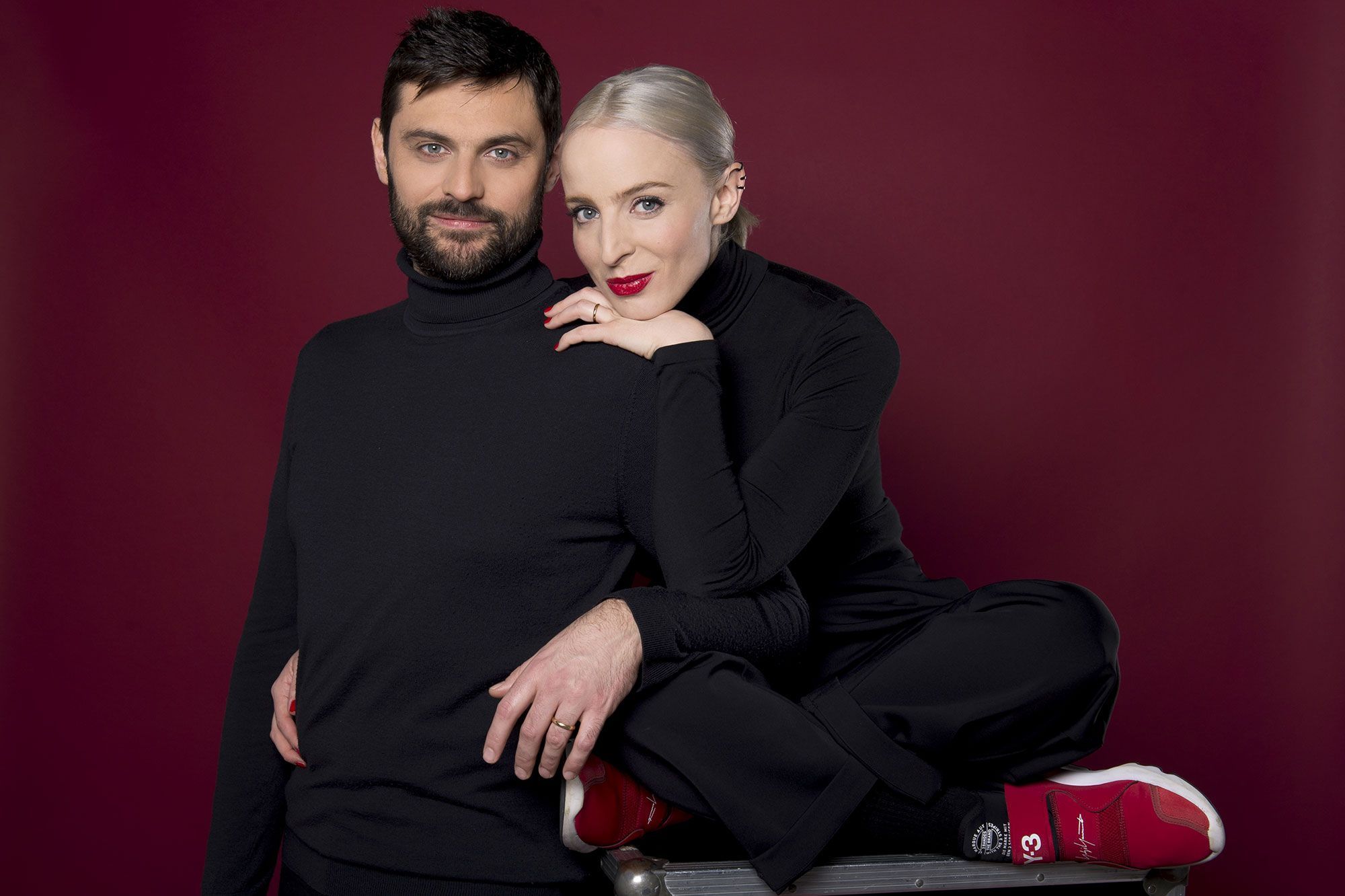 Album hommage à Joe Dassin. Quelle belle reprise de « Mon village du bout du monde » par Madame Monsieur