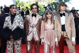 Cannes 2022 : Les chanteurs sur le tapis rouge pour l'avant première du film "Elvis". - maneskin