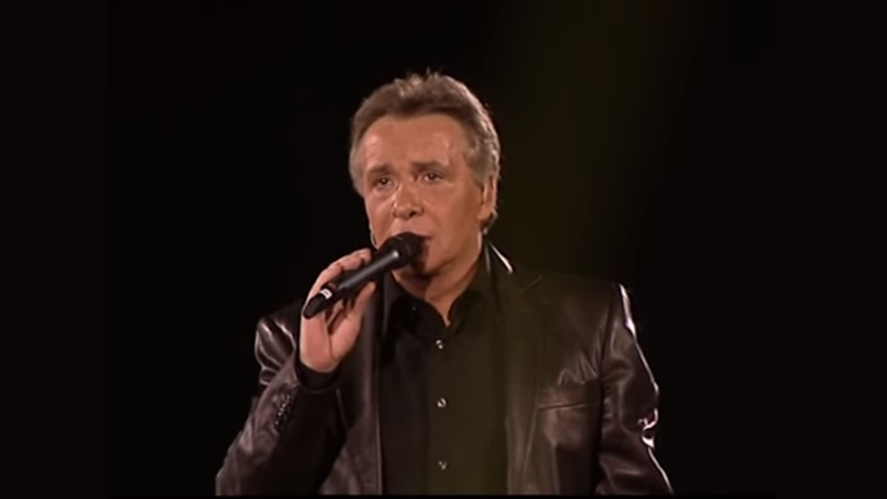 2001 : Michel Sardou interprète « Je n&rsquo;aurai pas le temps » de Michel Fugain