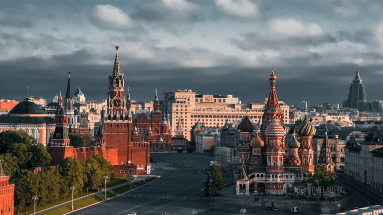 "Stranger in Moscou" - Survol de la ville. - moscou 1