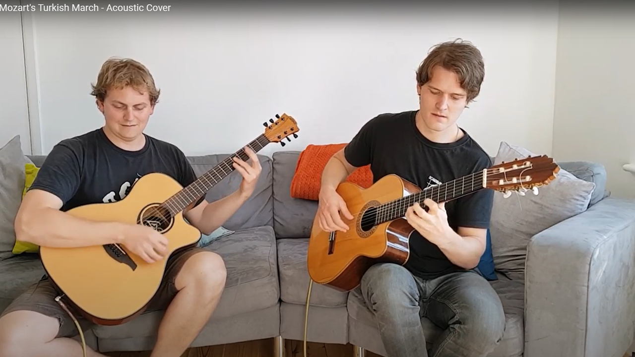 La marche turque de Mozart en duo acoustique par Paul & Joe
