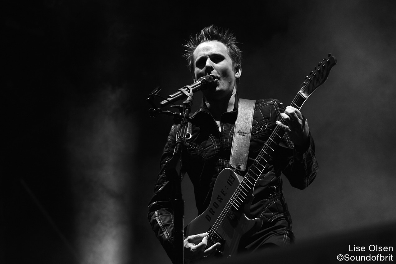 Muse en concert à la Tour Eiffel, Paris, le 28 juin 2016 par Soundofbrit