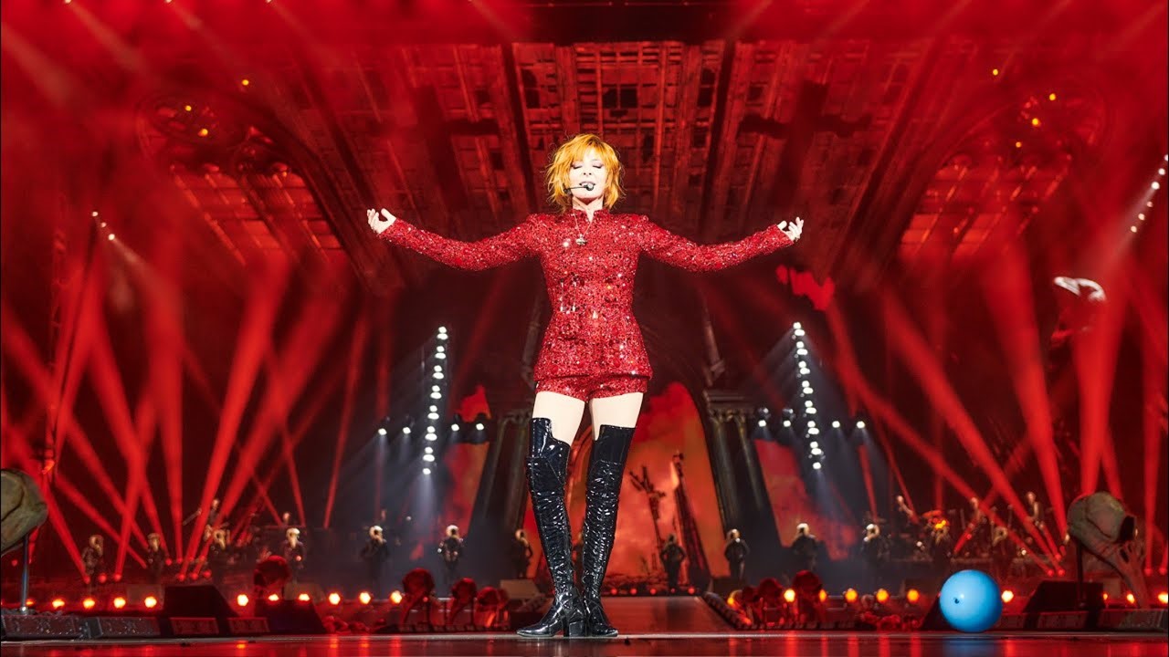 Les concerts de Mylène Farmer au stade de France annulés vendredi et samedi.