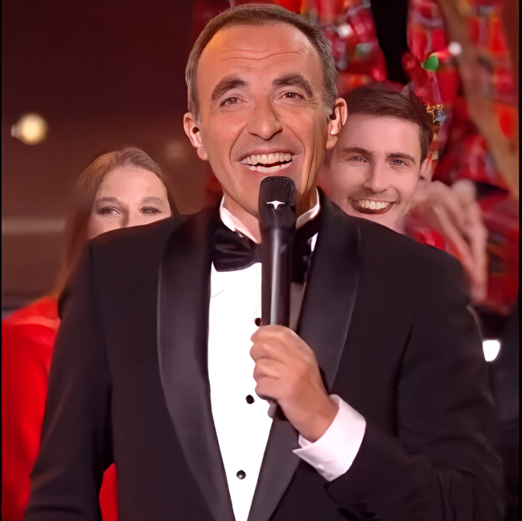 Le fou-rire de Nikos Aliagas en plein direct de Star Academy ce samedi.