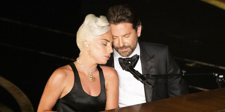 "A Star Is Born" : Bradley Cooper et Lady Gaga ont-ils eu une vraie liaison pendant le tournage ? - oscar 2019 lady gaga bradley cooper screenshot dr