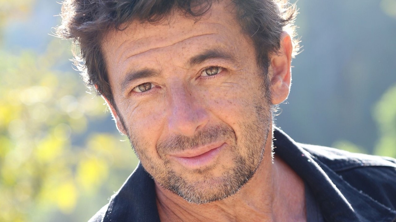 Patrick Bruel : L&rsquo;histoire de sa chanson intemporelle « Qui a le droit »