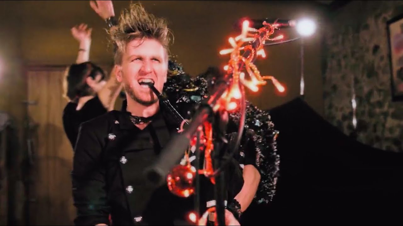 Petit Papa Noël - par Celkilt - version Rock-Métal - 2017