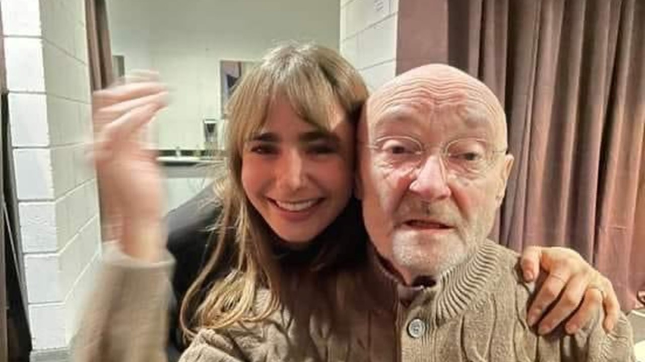 Phil Collins apparaît de plus en plus affaibli