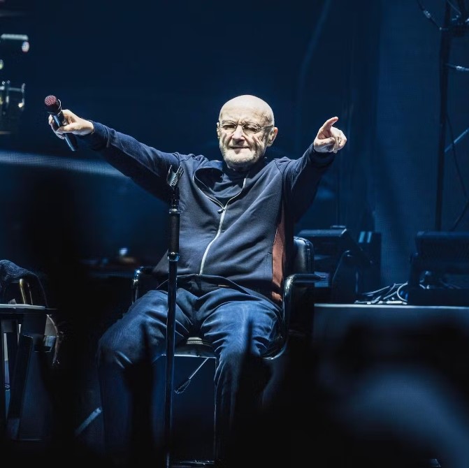 Bon anniversaire à Phil Collins (73 ans). Revoyez ses adieux à la scène le 26 mars 2022. - phil collins 6