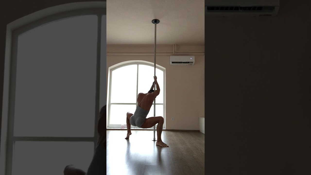 Pole Dance : Une discipline qui n&rsquo;est pas que féminine. Regardez Max Richter. Force et grâce qui se conjuguent.
