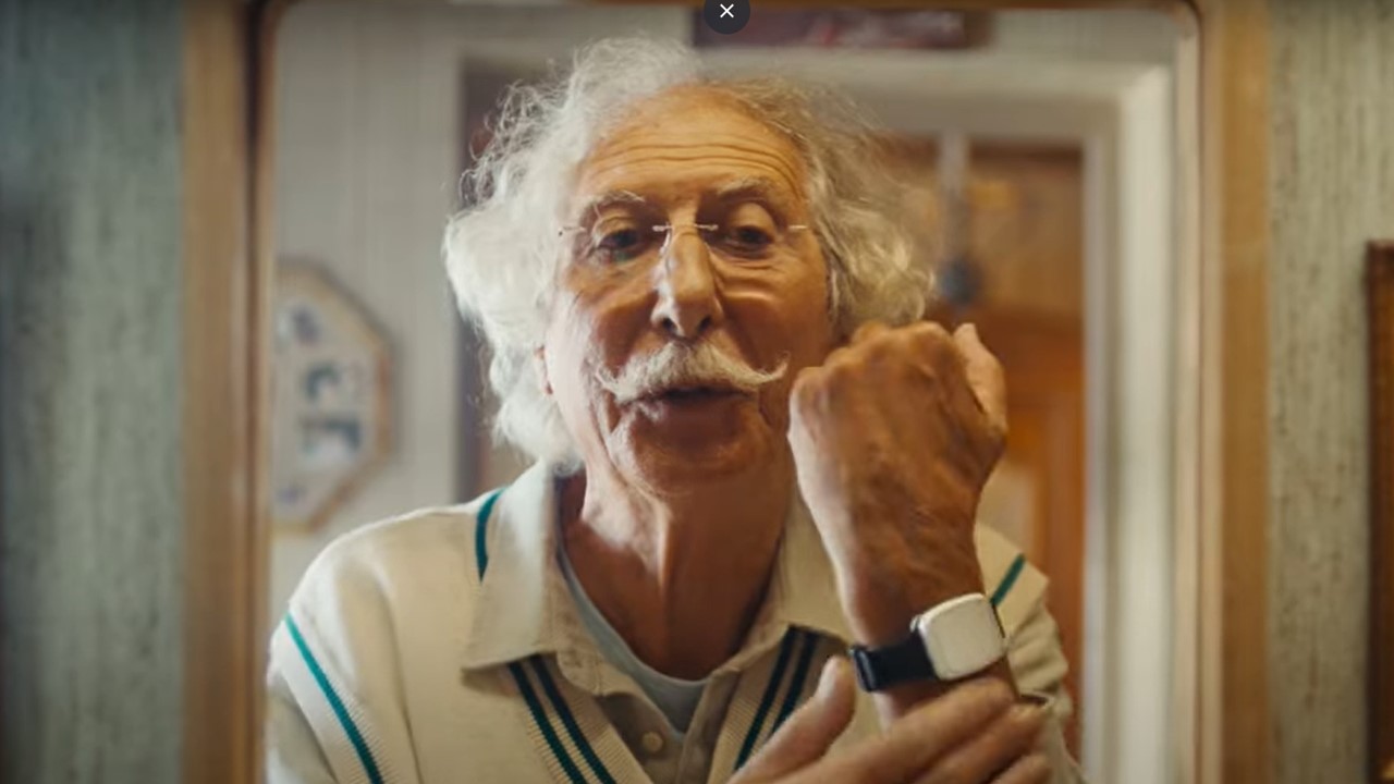 Musique Pub La Poste Services Seniors La belle vie – Sacha Distel