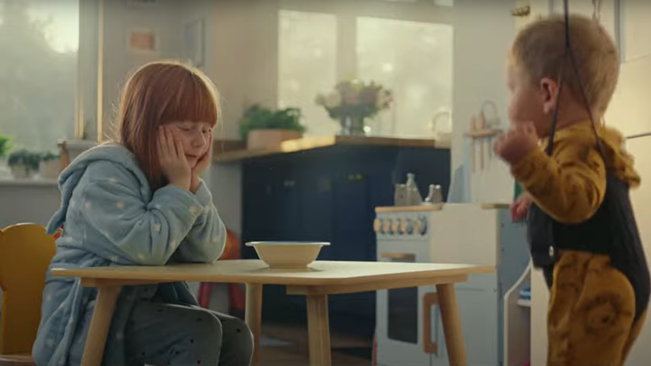 Musique pub Kellogg&rsquo;s Céréales : Plastic Bertrand – ça plane pour moi –