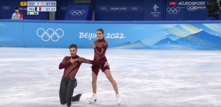 Record du monde battu pour Papadakis-Cizeron en danse rythmique JO 2022