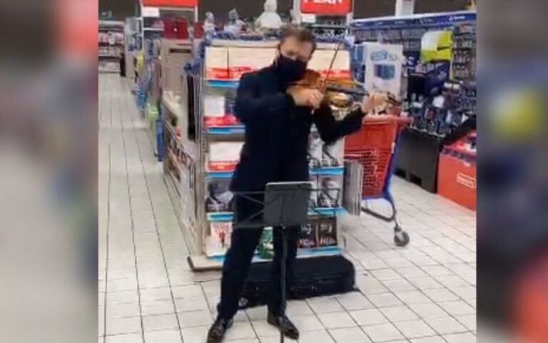 Renaud Capuçon donne un concert dans un centre commercial - renaud capucon