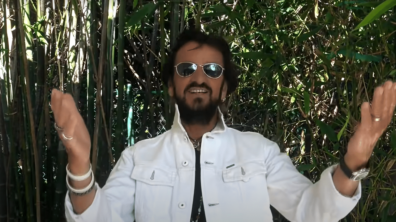 Ringo Starr fête ses 81 ans et Toujours Beau Gosse !