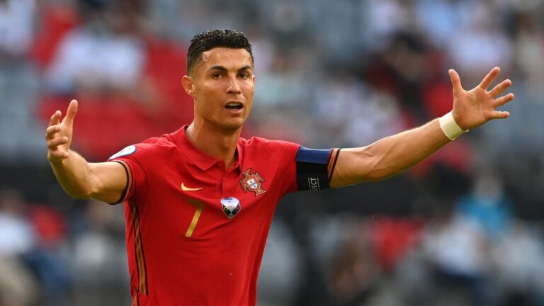 Ecoutez la chanson Hymne du Portugal pour l'Euro 2020. - ronaldo