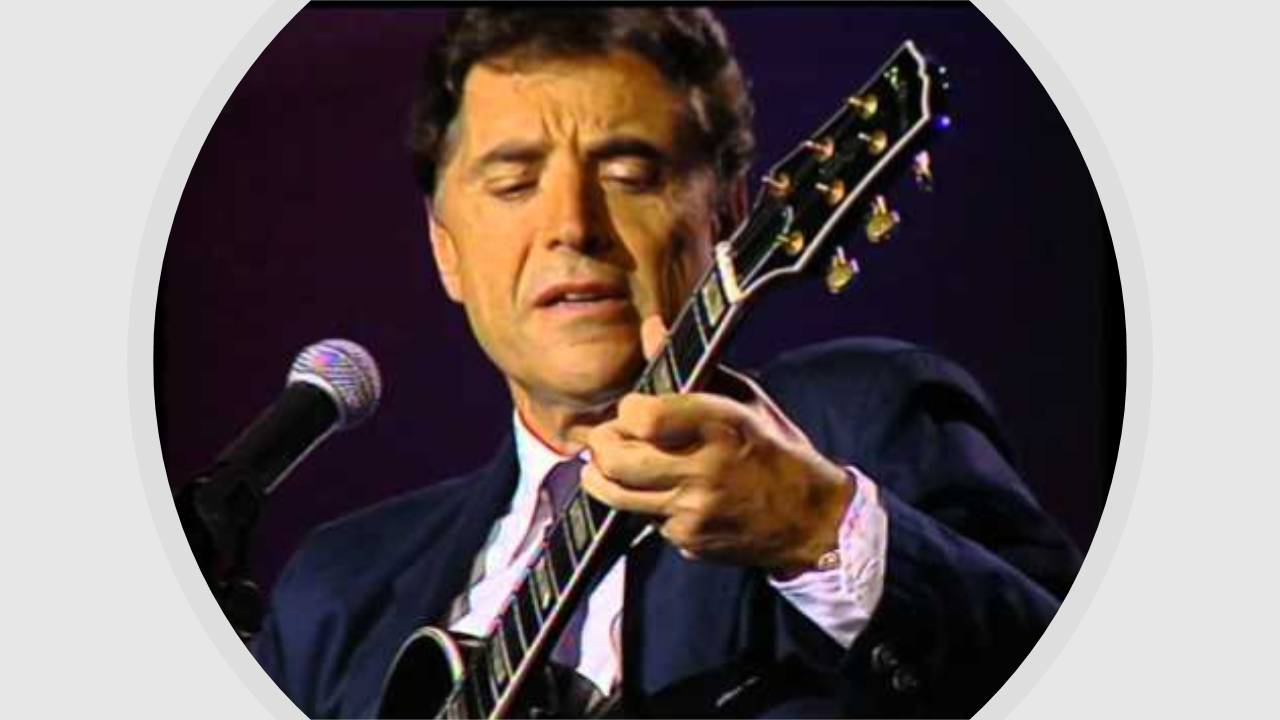 Une pensée pour Sacha Distel, né un 29 janvier. Ecoutez le jouer de la guitare…