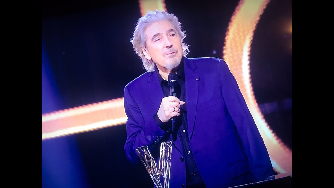 Victoires de la Musique : Le bouleversant discours de Serge Lama.