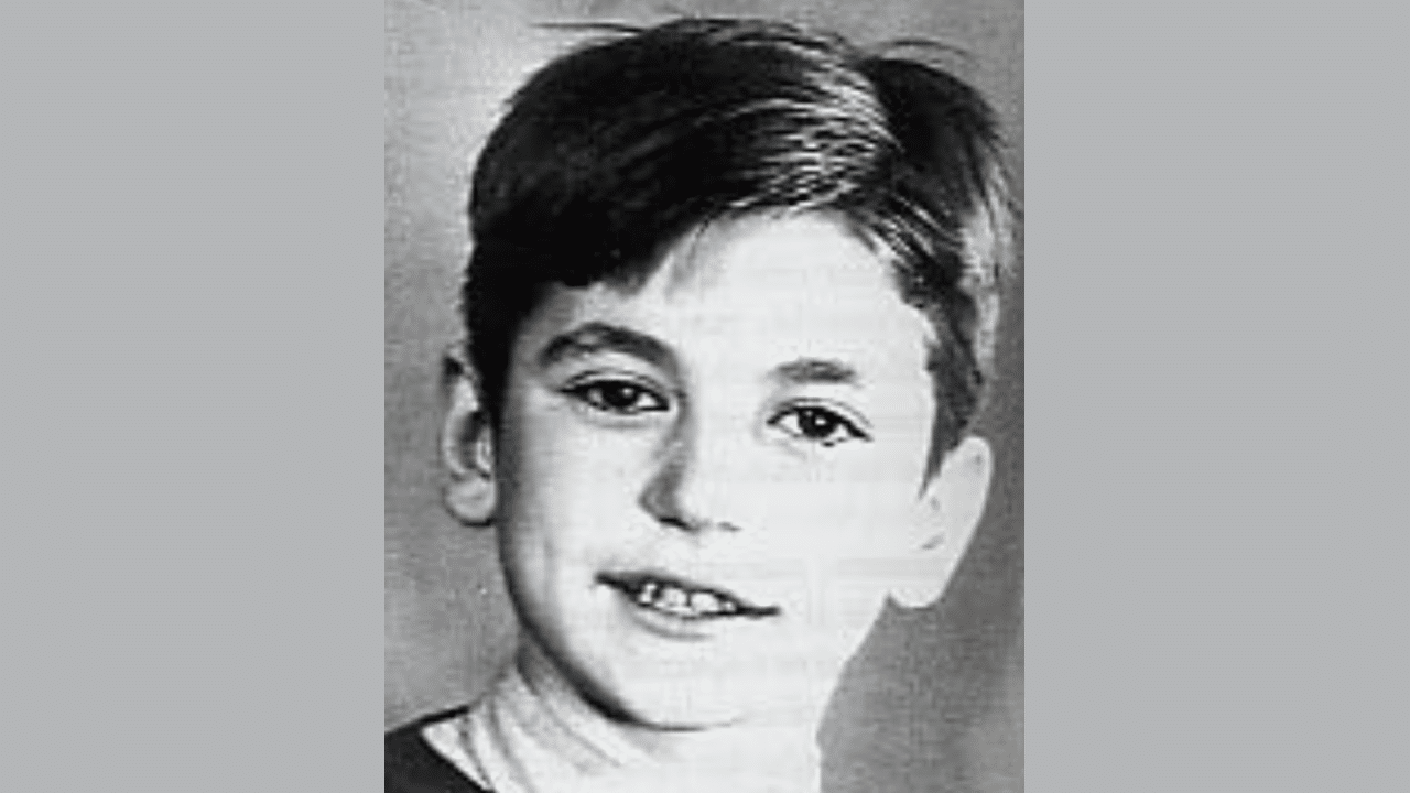 Devinez qui est ce chanteur ?