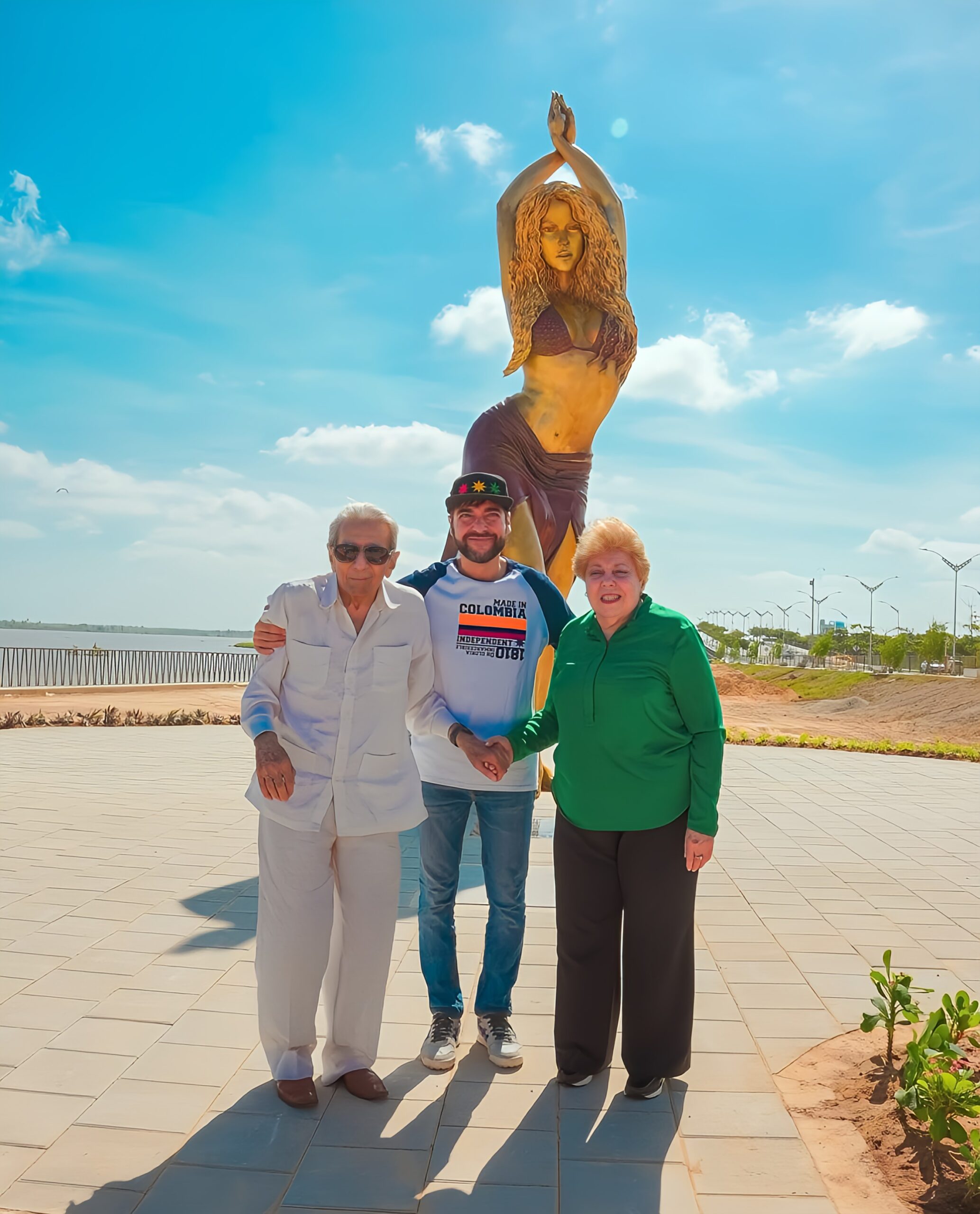 Une statue de 6,5 mètres à l'effigie de Shakira a été inaugurée dans sa ville natale de Barranquilla, en Colombie. - shakira 2 image enhancer scaled