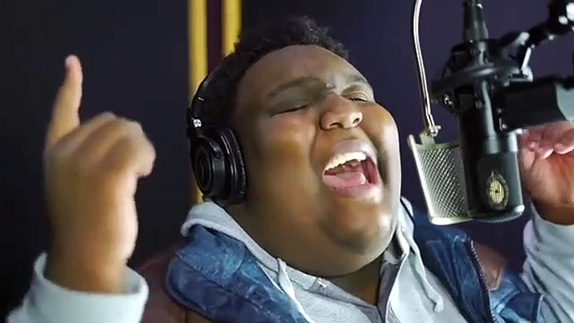 Cover : Willie Spence chante magnifiquement « Diamonds » de Rihanna