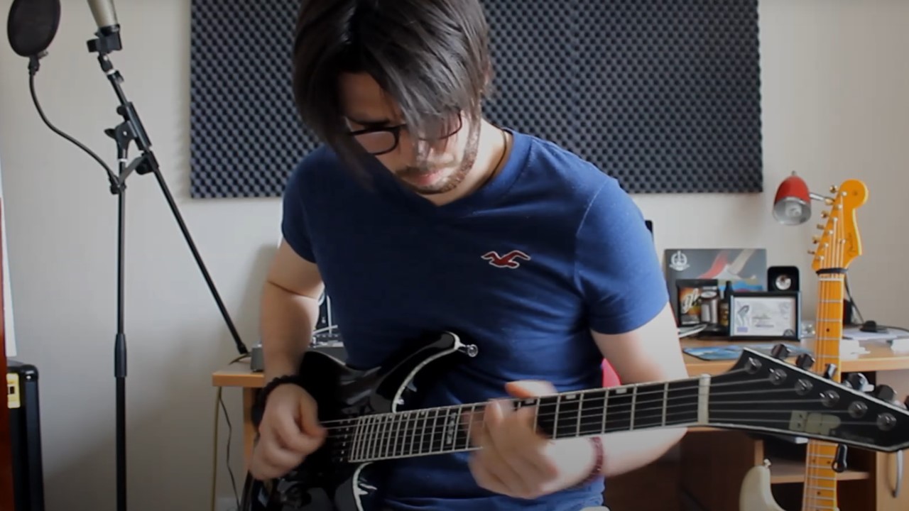 Cover : Tanguy Kerleroux joue « L&rsquo;envie » à la guitare. A écouter !