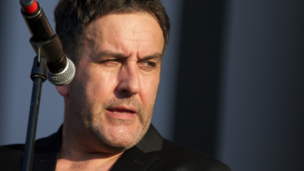 Terry Hall, chanteur du groupe The Specials est mort à 63 ans.