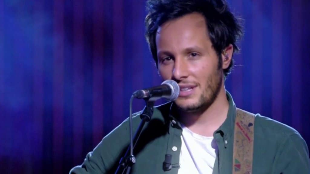 « Beau Papa » Le Live émouvant de Vianney