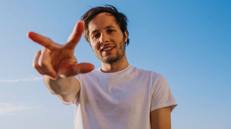 VIANNEY « N&rsquo;attendons pas » Ecoutez l&rsquo;album complet