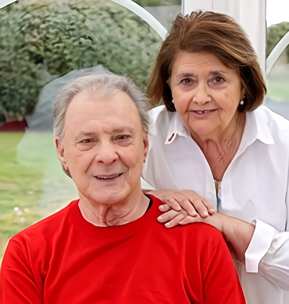 Bon anniversaire à Herbert Leonard (79 ans) en couple avec Cléo depuis 57 ans. - herbert leonard 2 image enhancer