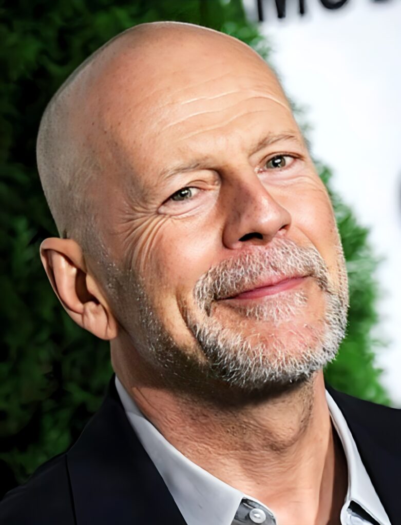 Bon anniversaire à Bruce Willis (69 ans). Malade, l'acteur est toujours très entouré par sa famille. - bruce willis