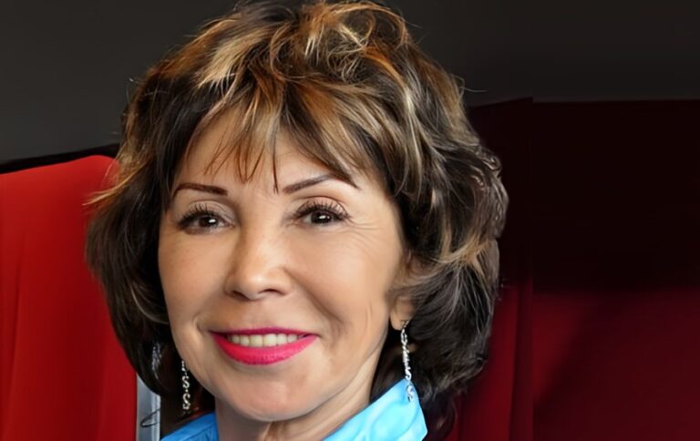 Bon anniversaire à Patricia Carli (86 ans). Elle a arrêter de chanter à cause de son mari jaloux. - patricia carli 6