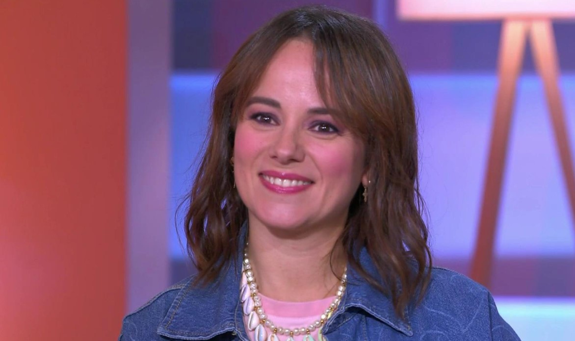 Invitée dans « C à Vous », Alizée annonce un beau cadeau à ses fans pour les 25 ans de « Lolita »