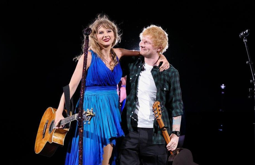 A Londres, Taylor Swift invite Ed Sheeran sur scène. Une belle surprise pour le public.