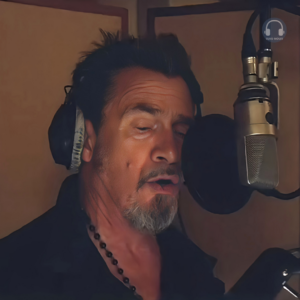 Florent Pagny chante pour la libération de Paul Watson