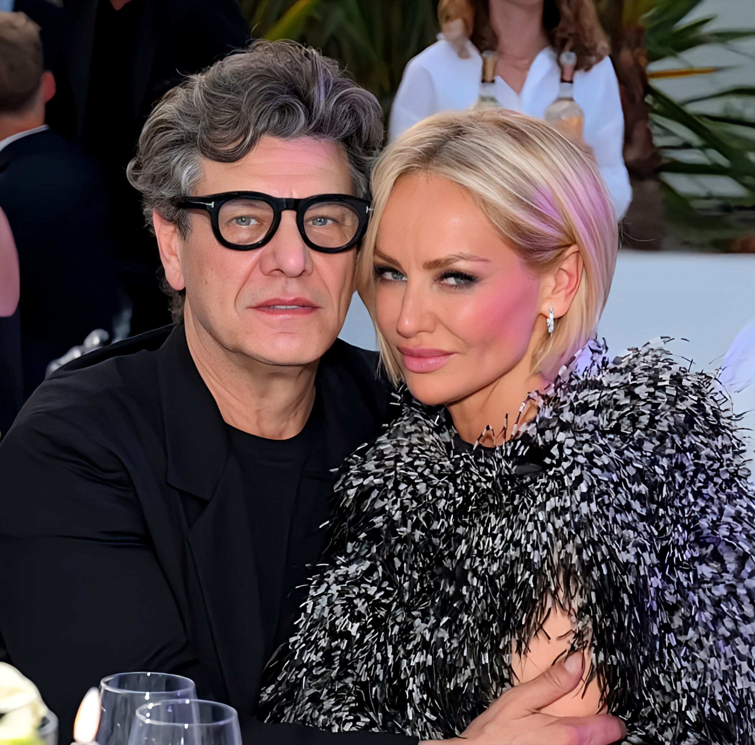 Adriana Karembeu et Marc Lavoine plus amoureux que jamais le jour de la fête de la musique !